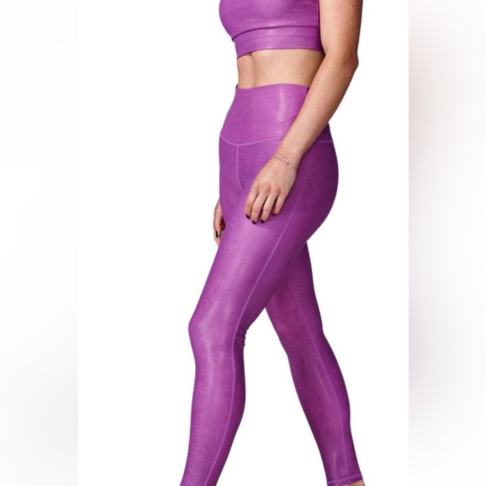 ELECTRIC YOGA ⚡️Magenta Python Embossed Faux Leather Leggings Size: Medium